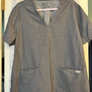 Figs Charcoal Technical Collection Top